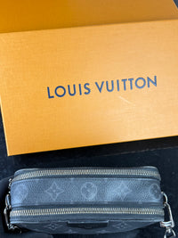Dettaglio 7 di Louis Vuitton Trio Messenger Monogram Eclipse