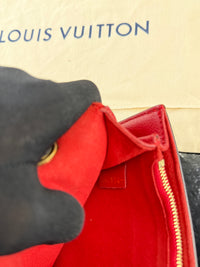 Dettaglio 20 di Louis Vuitton Victoire Monogram Rossa – Full Set