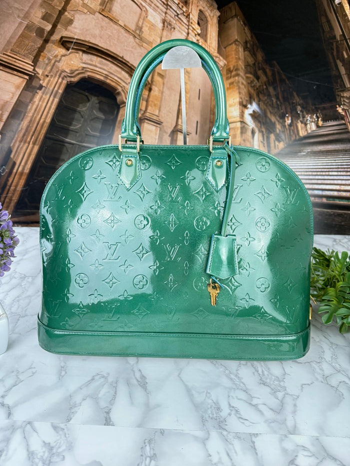 Louis Vuitton Alma Vernis Verde autentica