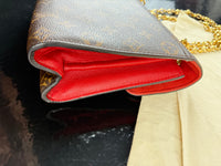 Dettaglio 12 di Louis Vuitton Victoire Monogram Rossa – Full Set