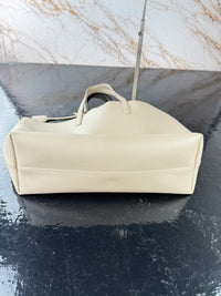 Dettaglio 22 di Saint Laurent Shopping Tote in Pelle Beige