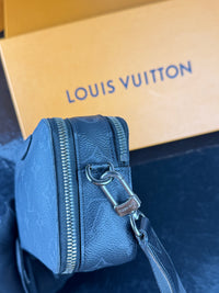 Dettaglio 5 di Louis Vuitton Trio Messenger Monogram Eclipse