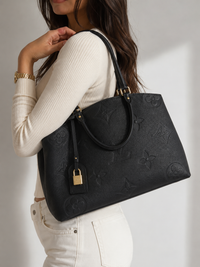 Dettaglio 2 di Louis Vuitton Grand Palais MM Monogram Empreinte Blu