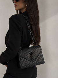 Dettaglio 2 di Saint Laurent Envelope Medium Matelassé Nera